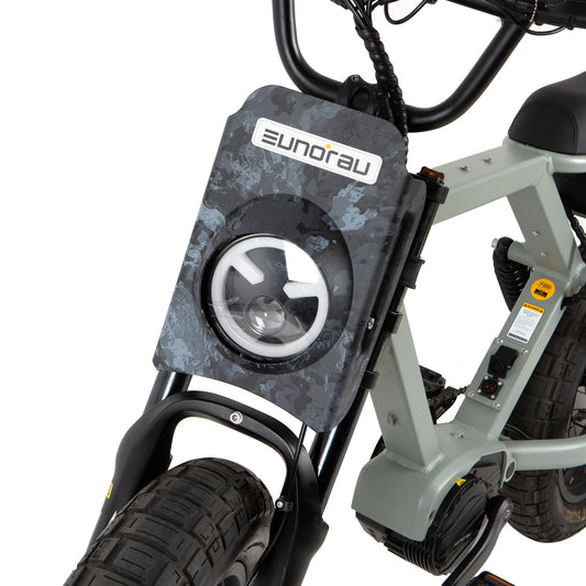 EUNORAU FLASH e-bike fitted with fenders and lampshade