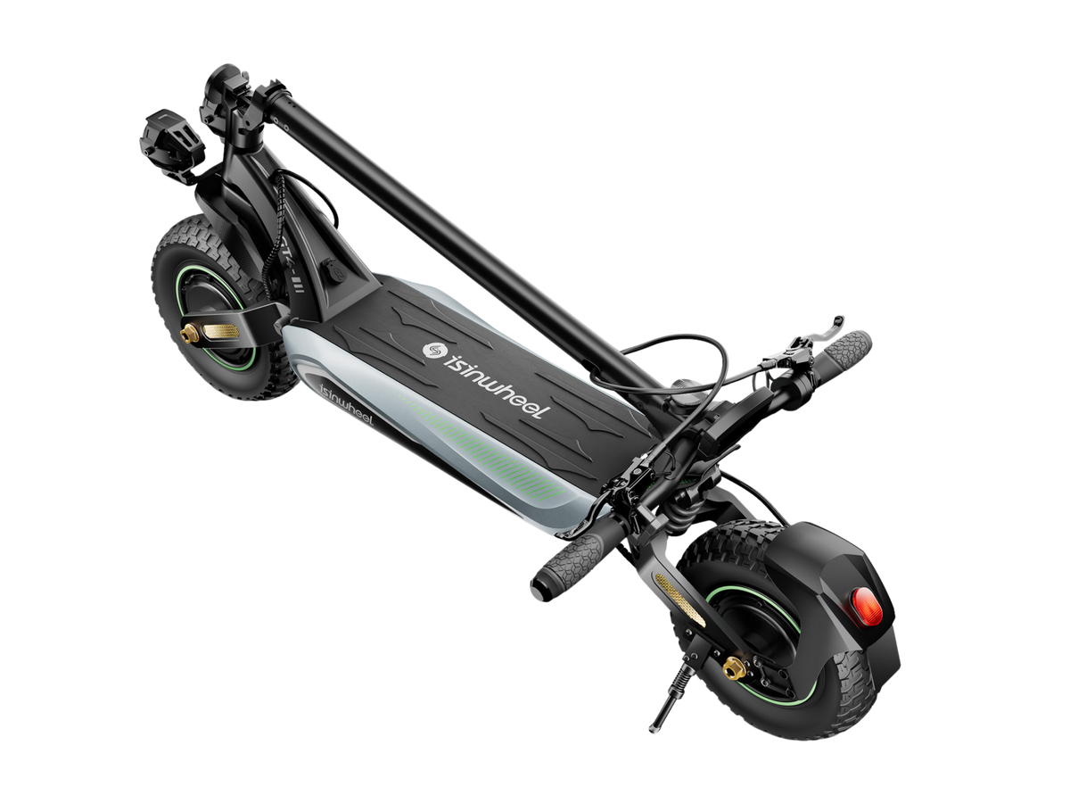 isinwheel GT4 electric scooter for adults riding outdoors