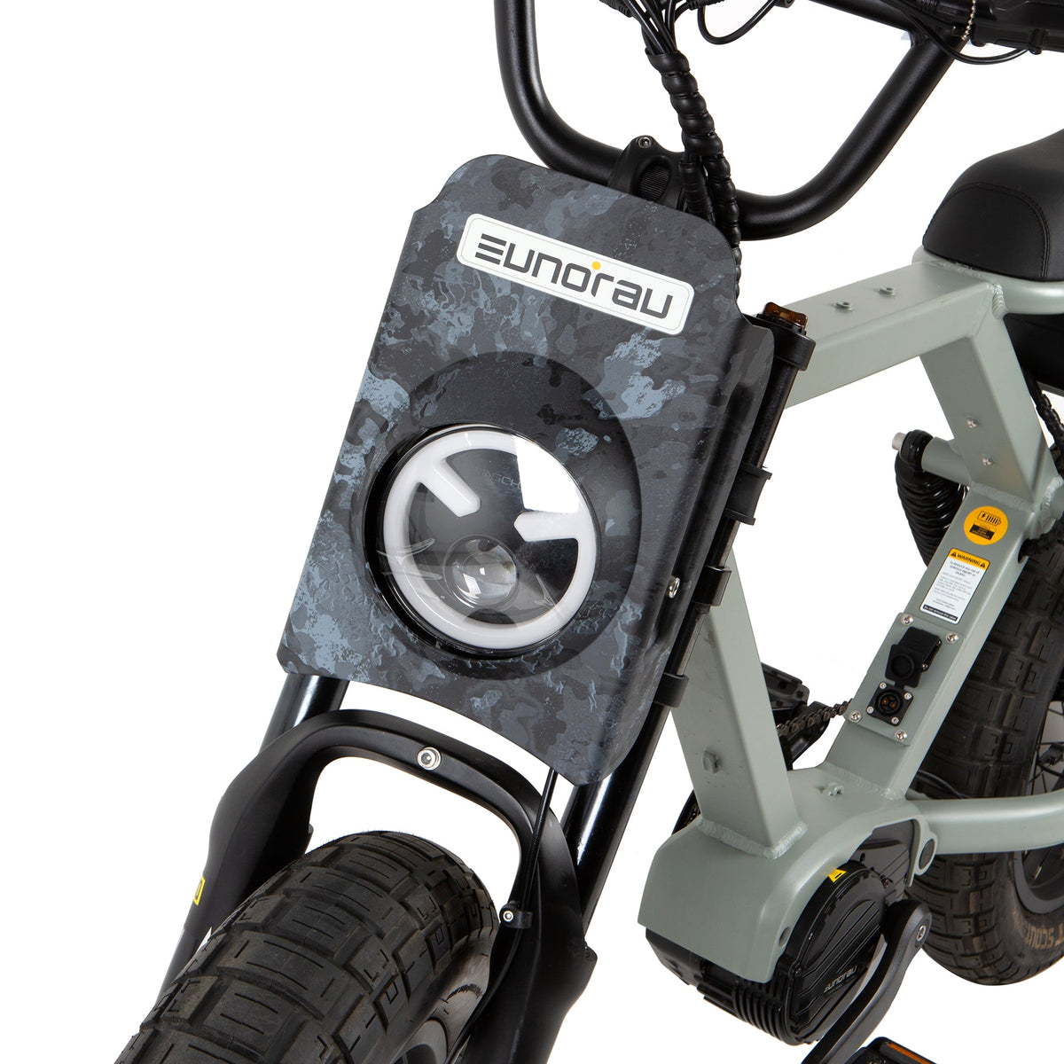 EUNORAU FLASH e-bike with lampshade installed around the headlight