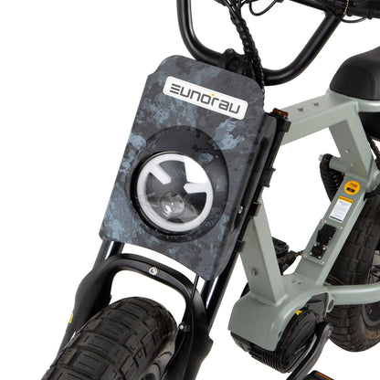 EUNORAU FLASH e-bike with lampshade installed around the headlight
