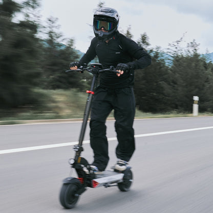 Circooter Landturbo Ultra 35 mph electric scooter with dual 1200W motors